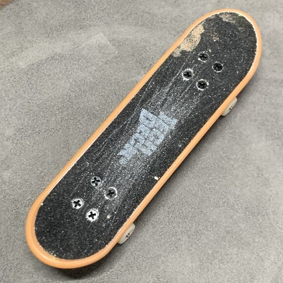 Vintage Tony Hawk Birdhouse Black 6 Tech Deck skateboard fingerboard - Picture 4 of 6